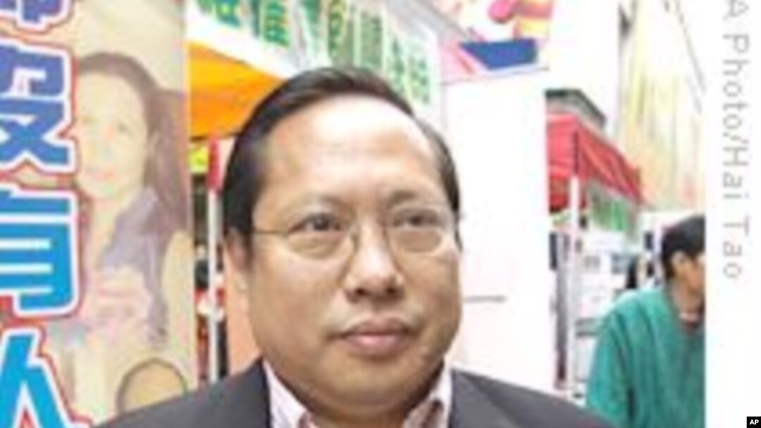 香港中国维权律师关注组主席何俊仁(资料照片)
