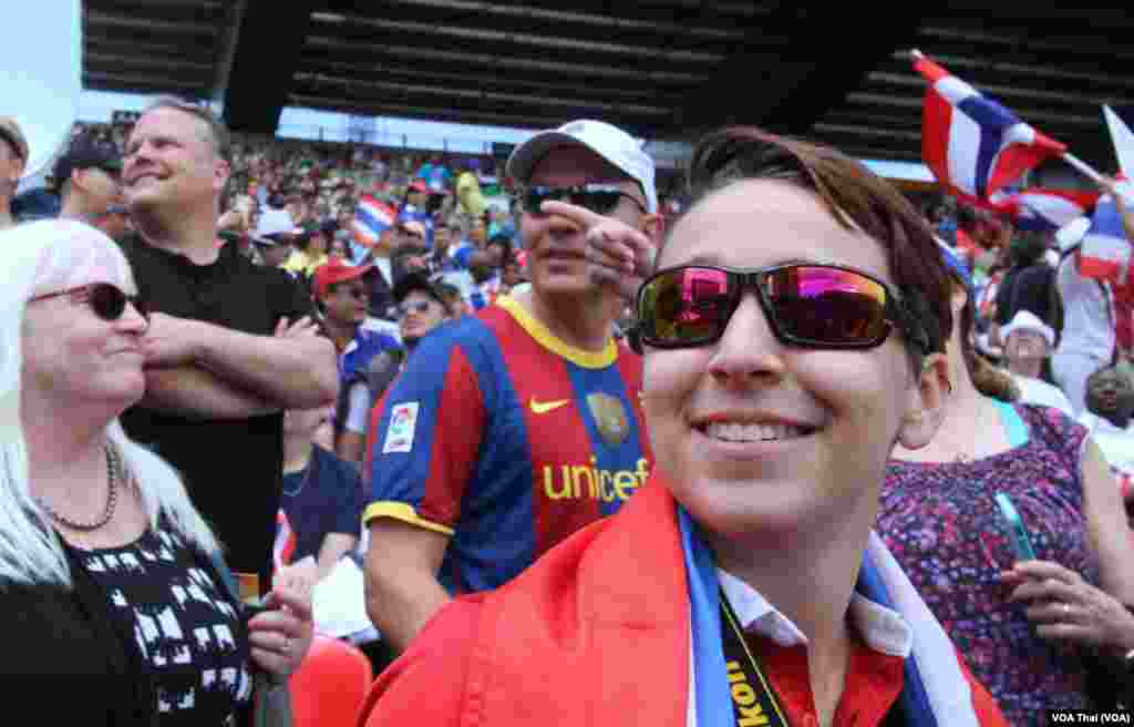 Thai Football fans in Ottawa