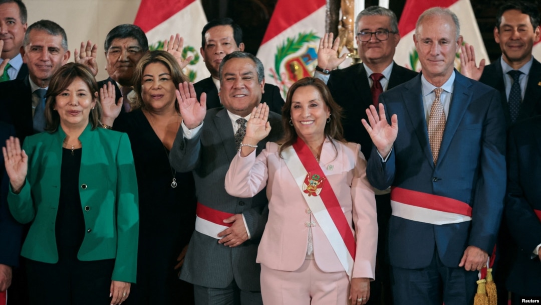 President of Peru Dina Boluarte poses with her newly appointed state ministers after a swearing in ceremony in Lima, Peru April 1, 2024.