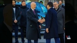 آمریکا از لنز دوربین