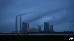 1일 미국 조지아주 줄리엣의 화력 발전소. 미국 정부는 2030년까지 발전소 탄소배출량을 30% 줄이는 온실가스 감축계획을 발표했다.