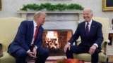 Tổng thống Joe Biden, phải, gặp Tổng thống đắc cử Donald Trump tại Toà Bạch ốc ngày 13/11/2024.