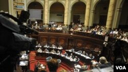 El Senado uruguayo votó por la anulación en medio de polémicas que provocaron la renuncia de un frenteamplista.