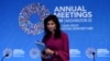 Gita Gopinath, économiste en chef du FMI et directrice du Département de la recherche à la conférence lors des réunions sur l'effondrement du FMI et de la Banque mondiale le 15 octobre 2019 à Washington, DC. (Photo par Olivier Douliery / AFP)