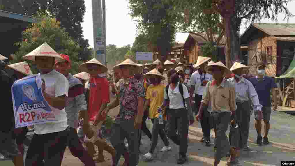 မတ်လ ၈ ရက်နေ့ ကလေးမြို့ လူထုချီတက်ပွဲ ပြုလုပ်ခဲ့တဲ့ မြင်ကွင်း။