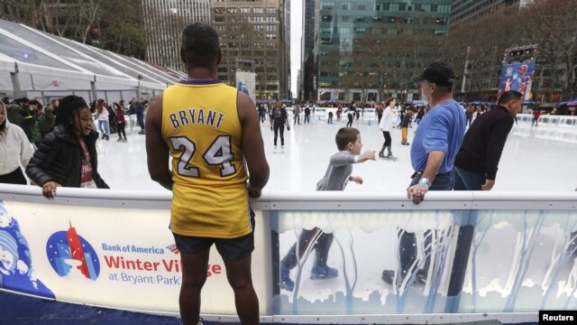 En víspera de Navidad la temperatura en Manhattan es de 21 grados Celsius y podría alcanzar los 23,3 grados.