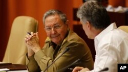 Presiden Kuba, Raul Castro (foto: dok). Pemerintah Kuba keberatan atas status 'negara pendukung terorisme' yang dirilis Deplu AS. 