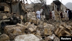 Blast in Southwestern Pakistan Wounds 13