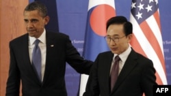 Барак Обама и Ли Мун Бак