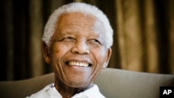 폐 감염증으로 입원 중인 넬슨 만델라 전 남아프리카공화국 대통령. (자료사진)