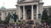 Zgrada Skupštine Srbije u subotu, 13. apila kada je održan protest "1 od 5 miliona", Foto: VOA