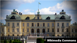 کاخ دروت‌نینگ‌هولم، اقامتگاه خانواده سلطنتی سوئد - آرشیو