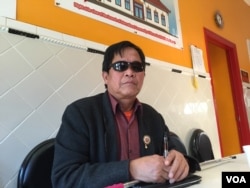 Thach Chhiv, 62, a Cambodian resident of Oakland who recently became visually impaired, talks to VOA Khmer at Oakland's Wat Thmey or "new Buddhist temple", August 30, 2016. He has never voted in US presidential elections before and has never heard of vote