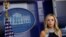 Bà Kayleigh McEnany trong một cuộc họp báo ở Nhà Trắng hôm 24/9.