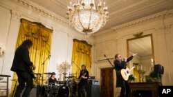 Maná actuó en la Casa Blanca durante las celebraciones por el Cinco de Mayo en la mansión ejecutiva estadounidense.