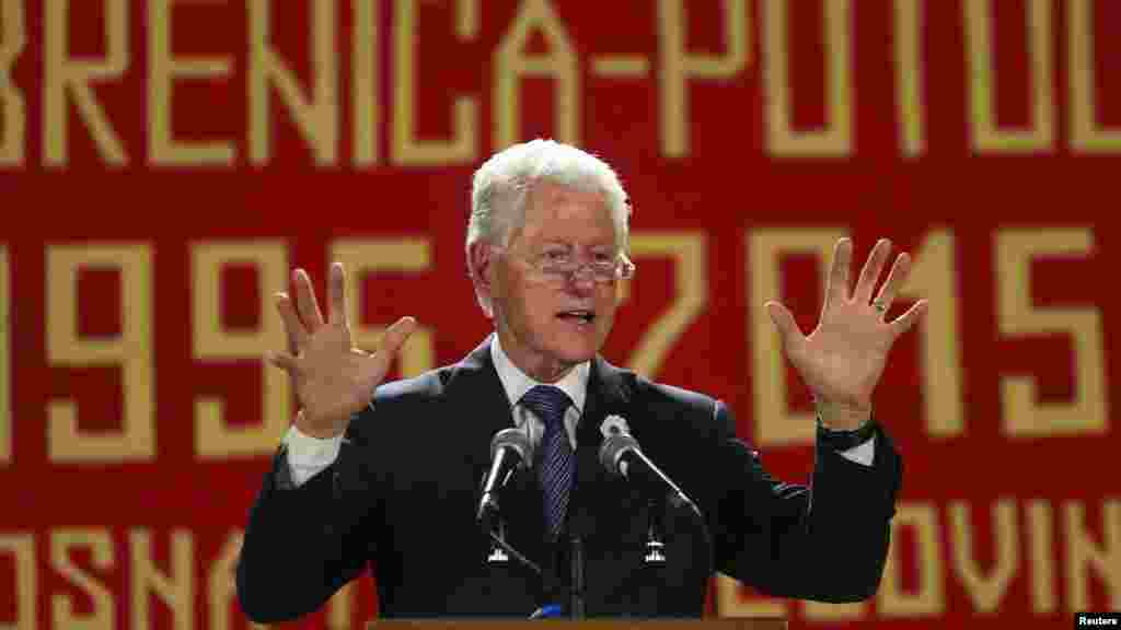 Former United States President Bill Clinton delivers a speech during a ceremony marking the 20th anniversary of the Srebrenica massacre in Potocari, near Srebrenica, Bosnia and Herzegovina, July 11, 2015.
