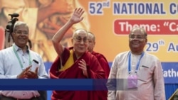 རྒྱ་གར་རྒྱལ་ཡོངས་ཀྱི་ཡེ་ཤུའི་གནམ་བདག་གི་སློབ་གྲྭའི་ཚོགས་ཆེན་ལ་ཆིབས་སྒྱུར།