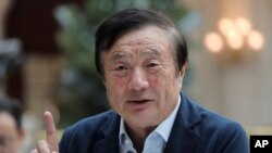 멍완저우 최고 재무책임자의 부친이자 화웨이 설립자인 런정페이 대표이 지난 1월 중국 선전 시에서 기자회견을 가졌다. 