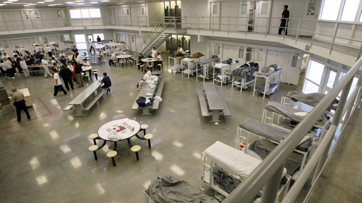 Detained Immigrants Launch Hunger Strike in Washington State