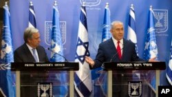 El primer ministro de Israel, Benjamin Netanyahu, (derecha) y el secretario general de la ONU, Antonio Guterres, brindaron una conferencia de prensa en la oficinal del Primer Ministro en Jerusalén, el lunes, 28 de agosto de 2017.