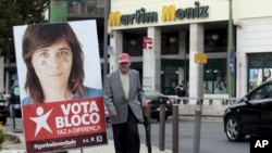 Left Bloc banner featuring candidate Catarina Martins in Lisbon, Portugal, Oct. 19, 2015.