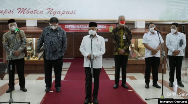 Koordinasi Wapres dengan Menko Perekonomian, Mendagri, Mendes PDTT, Menkop dan Pemda Jawa Tengah di Semarang, Kamis (7/10). (Foto: Courtesy/Setwapres)