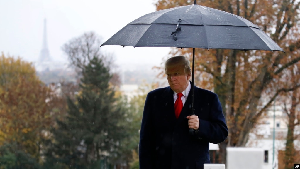 El presidente Donald Trump durante la conmemoraciÃ³n por el fin de la I Guerra Mundial en ParÃ­s el 11 de noviembre de 2018.