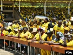 The NRM's colors were on prominent display at President Yoweri Museveni's last rally in Kisaasi, a suburb of Kampala, Uganda, Feb. 16, 2016. (Photo: L. Paulat for VOA)