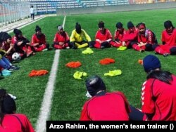Tim sepak bola perempuan Afghanistan. (Foto: Courtesy/Arzo Rahim)