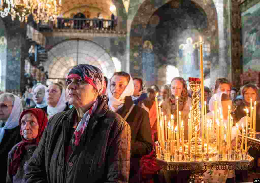 Hundreds of believers attend a church service on the Feast of the Intercession of the Virgin Mary in the Kyivv-Pechersk Lavra monastery, which is the headquarter of Ukrainian Orthodox Church of Moscow Patriarchy in Kyiv.