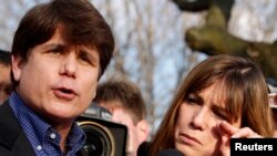 Blagojevich, de 63 años, salió de prisión el martes tras cumplir ocho años de una sentencia de 14 años por numerosos cargos de corrupción política.