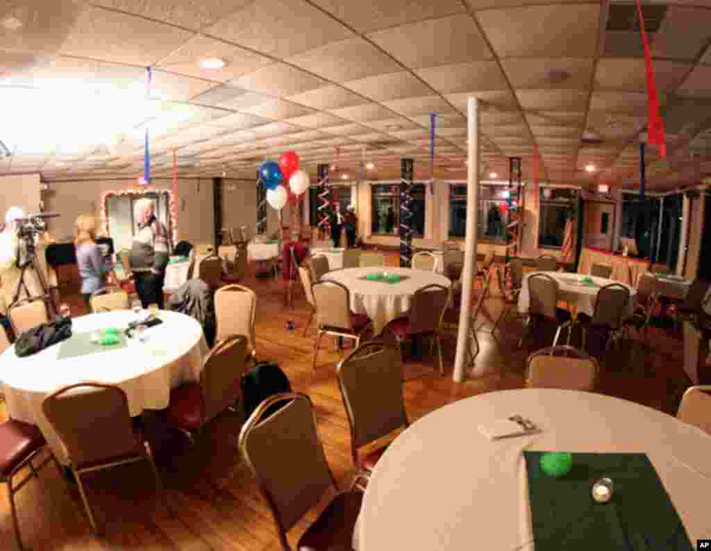 Greene's campaign event outside of Concord was lightly attended. (VOA-Allen)