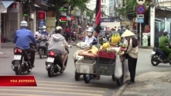 Dân Sài Gòn vẫn tự do mua bán dù F0 tăng