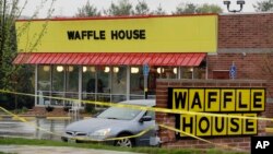 Le restaurant Waffle House, scène de la fusillade, à Antioch dans le Tennessee, le 22 avril 2018.