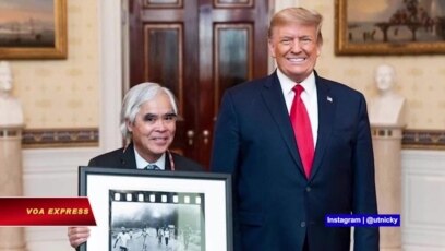 Tổng thống Trump trao huân chương cho tác giả ảnh ‘Em bé Napalm’