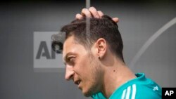 Mesut Özil