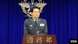 台湾国防部发言人罗绍和少将（美国之音杨明拍摄）