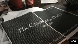 កាសែត​ជា​ភាសាអង់គ្លេស ​The Cambodia Daily បាន​សម្រេច​បិទទ្វារ​ចាប់ពី​ចន្ទ​ ទី៤​ ខែកញ្ញា​នេះ​តទៅ​ បន្ទាប់​ពី​ប្រតិបត្តិការ​បោះពុម្ភផ្សាយ​នៅ​កម្ពុជា​អស់រយៈពេល​ ២៤ឆ្នាំ​និង​១៥ថ្ងៃ​ តាំងពី​ឆ្នាំ១៩៩៣​មក​ រាជធានីភ្នំពេញ​ ថ្ងៃទី៤​ ខែកញ្ញា​ ឆ្នាំ​២០១៧។  (ហ៊ាន សុជាតា/VOA)
