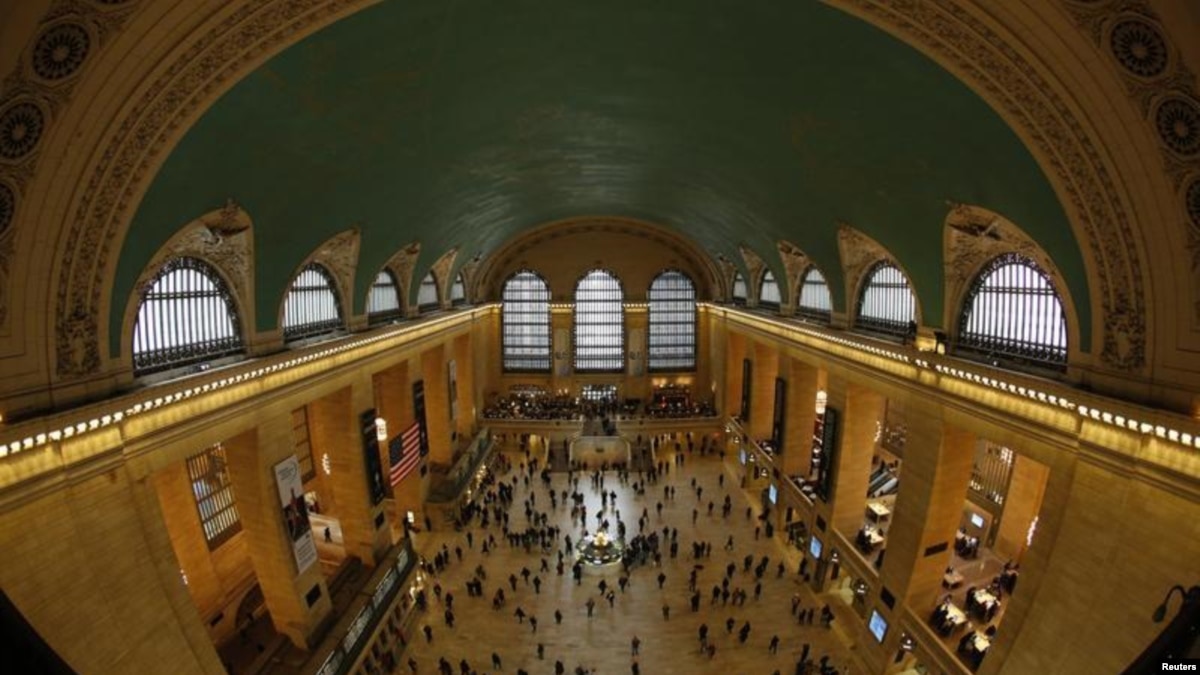 Famous New York Train Station Turns 100