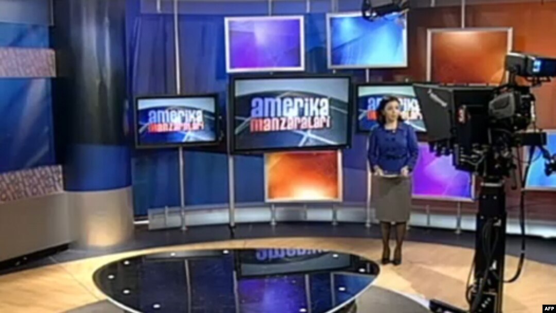 O'zbekistonda sun'iy yo'ldoshga ulanmagan bo'lsangiz, "Amerika Ovozi"ni tomosha qila olmaysiz. Internetda esa istalgan vaqtda.