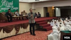 Keterangan foto : Mantan Menteri Perdagangan RI, Muhammad Lutfi saat hadir dalam acara Rabu Hijrah, Menuju Kemajuan Bangsa di Hotel Madani, Medan, Rabu (6/3) (Foto: VOA/Anugrah Andriansyah).