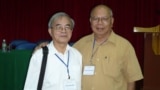 GS Phan Đình Diệu và GS Nguyễn Đăng Hưng, tại Hội Thảo Hè 2008, Nha Trang. (Hình: FB Nguyễn Đăng Hưng)