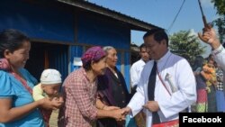 ကာဒီနယ်ချားလ်စ်ဘို ကချင်ဒုက္ခသည်တွေကို တွေ့ဆုံအားပေး