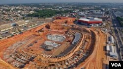 Arena da Amazonia, salah satu stadion yang akan digunakan untuk pertandingan-pertandingan Piala Dunia 2014 di Manaus, Brazil.