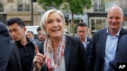 Marine Le Pen en campagne le 24 avril 2017. 