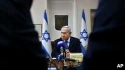 Israeli Prime Minister Benjamin Netanyahu chairs the weekly cabinet meeting at the Prime Minister's office in Jerusalem, Nov. 3, 2019. 