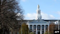 Kampus Universitas Harvard pada 22 April 2020 di Cambridge, Massachusetts (Foto: AFP)