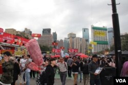 2019年香港春宵活动现场 （美国之音记者申华拍摄）