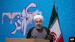 하산 로하니 이란 대통령이 지난 6일 테헤란 대학에서 연설하는 모습을 대통령실 공식 웹사이트에 공개했다. (자료사진)