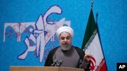 El presidente iraní, Hassan Rouhani, habló ante estudiantes de la Universidad de Teherán, en Teherán, Irán, el martes, 6 de diciembre, de 2016.
